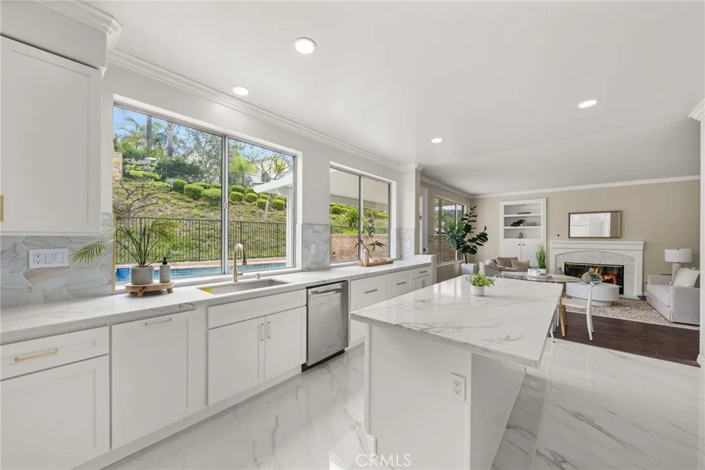 16209 Eagleridge Court, La Mirada, California 90638 home-pic-9